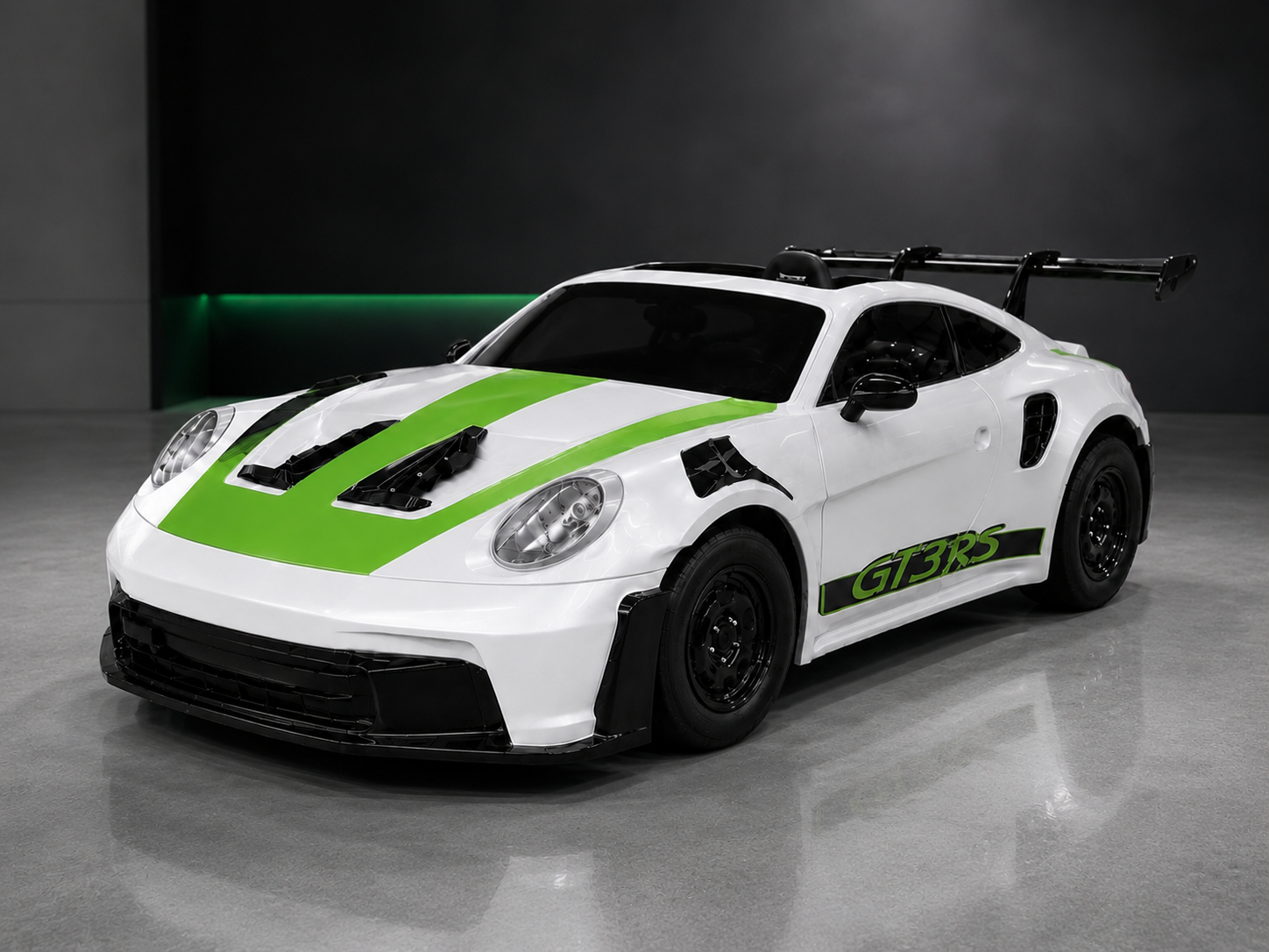 White and green GD KART GT3 RS